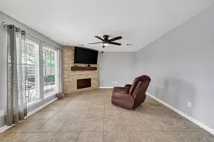 2410 Tourney Ln, Katy, TX 77493 - Photo 16
