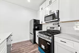 8726 Scott St, Houston, TX 77051 - Photo 4