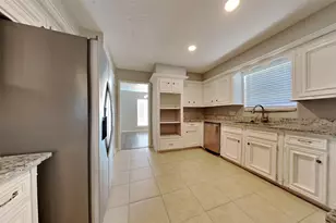 19022 White Candle Dr, Spring, TX 77388 - Photo 4
