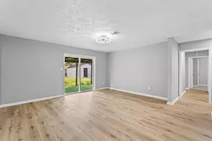 12206 Flushing Meadows Dr, Houston, TX 77089 - Photo 18