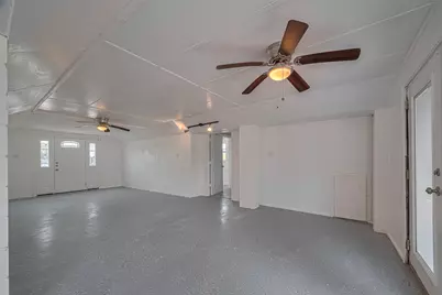 228 Barracuda Street, Bayou Vista, TX 77563 - Photo 22