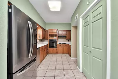6470 Creekbend Drive, Houston, TX 77096 - Photo 16