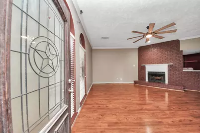 6470 Creekbend Drive, Houston, TX 77096 - Photo 6