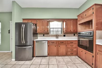 6470 Creekbend Drive, Houston, TX 77096 - Photo 18