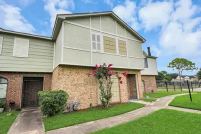 6470 Creekbend Drive, Houston, TX 77096 - Photo 4