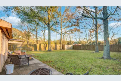 700 N Plantation Drive, Angleton, TX 77515 - Photo 26