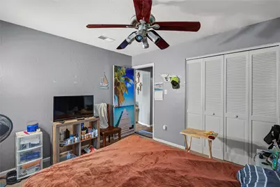 700 N Plantation Drive, Angleton, TX 77515 - Photo 18