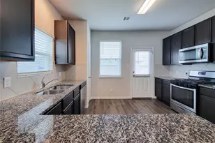4918 Purple Wisteria Ln, Spring, TX 77373 - Photo 2