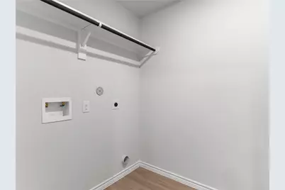 312 N Orange Street, Sweeny, TX 77480 - Photo 8