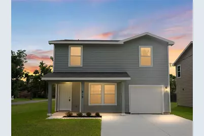 312 N Orange Street, Sweeny, TX 77480 - Photo 1