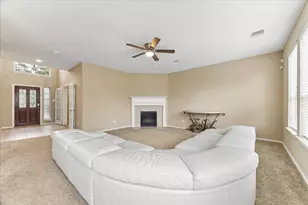 7 Quillwood Pl, The Woodlands, TX 77354 - Photo 2