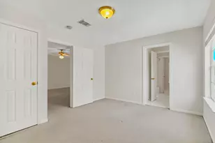 9423 Walnut Brook Ct, Houston, TX 77040 - Photo 34