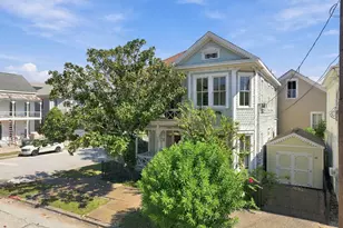 1402 21st St, Galveston, TX 77550 - Photo 2