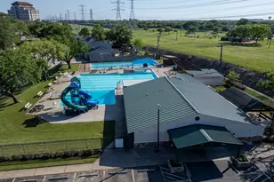 12327 Meadow Hollow Dr, Meadows Place, TX 77477 - Photo 38