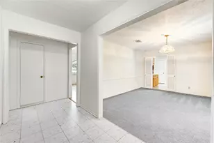 12327 Meadow Hollow Dr, Meadows Place, TX 77477 - Photo 6