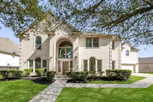 686 Edgewood Dr, Montgomery, TX 77356 - Photo 2