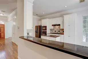 2822 Briarhurst Park Park, Houston, TX 77057 - Photo 10