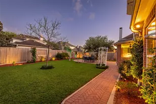 2407 Royal Palm Ct, League City, TX 77573 - Photo 44