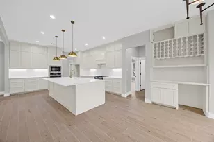 1511 Greenbriar Dr, Huntsville, TX 77340 - Photo 16