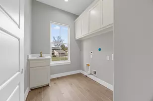 1511 Greenbriar Dr, Huntsville, TX 77340 - Photo 24