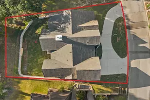 1511 Greenbriar Dr, Huntsville, TX 77340 - Photo 4