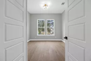 1511 Greenbriar Dr, Huntsville, TX 77340 - Photo 24