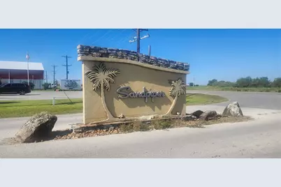 2292 Martinique, Crystal Beach, TX 77650 - Photo 2