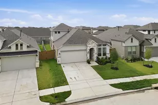 7530 Coral Lk Dr, Cypress, TX 77433 - Photo 2