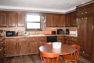 317 Hickory Dr E, Livingston, TX 77351 - Photo 8