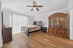 9231 Homeland Dr, Houston, TX 77083 - Photo 10
