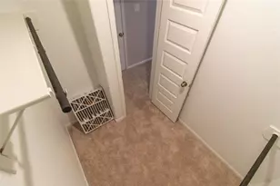 2221 Middle Rdg Dr, Conroe, TX 77301 - Photo 32