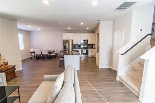 2221 Middle Rdg Dr, Conroe, TX 77301 - Photo 6