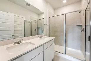 1992 Brookpointe Ln, Dayton, TX 77535 - Photo 4