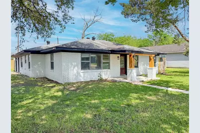 2108 Ontario Street, Baytown, TX 77520 - Photo 18