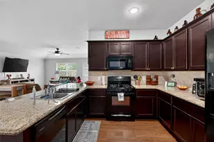 19 Rodeo Bend Dr, Manvel, TX 77578 - Photo 6