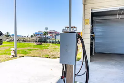 1109 Paisley Street, Gilchrist, TX 77617 - Photo 24