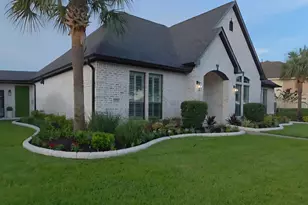 1979 Rolling Stone Dr, Friendswood, TX 77546 - Photo 2