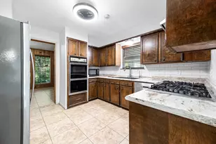 2295 County Rd 145, Alvin, TX 77511 - Photo 16