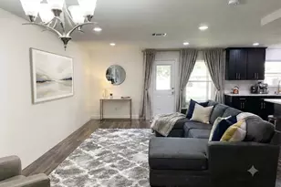 12910 Almeda Crossing Ct, Houston, TX 77048 - Photo 2