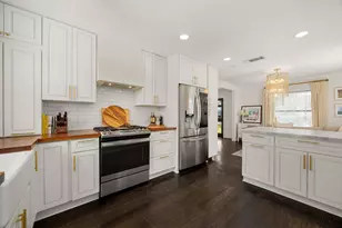 1054 Gardenia Dr, Houston, TX 77018 - Photo 14