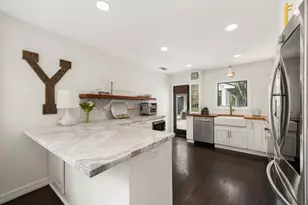 1054 Gardenia Dr, Houston, TX 77018 - Photo 10