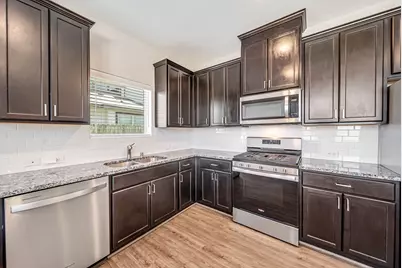 7114 Elgin Street, Pearland, TX 77584 - Photo 4