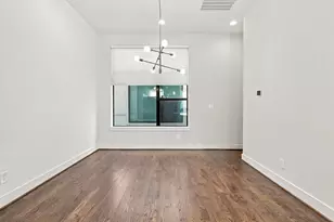 1004 California St, Houston, TX 77006 - Photo 4
