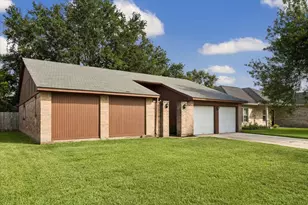 2311 Webster Ranch Rd, Friendswood, TX 77546 - Photo 1
