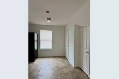 8910 Ilona Lane #5, Houston, TX 77025 - Photo 4