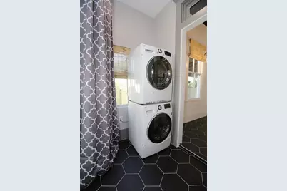 2119 Freeman Street, Houston, TX 77009 - Photo 12