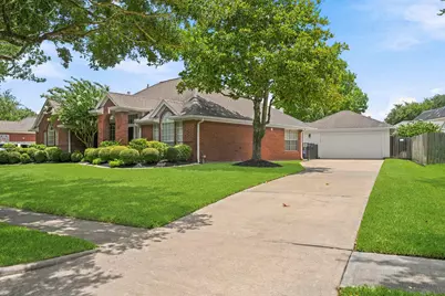 1735 Berkoff Drive, Sugar Land, TX 77479 - Photo 2
