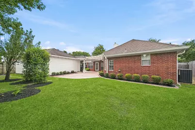 1735 Berkoff Drive, Sugar Land, TX 77479 - Photo 20