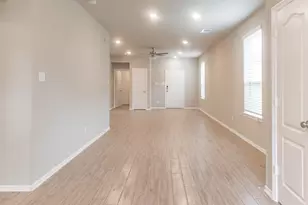 24711 Kessing Creek Ln, Houston, TX 77336 - Photo 8