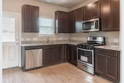 24711 Kessing Creek Lane, Houston, TX 77336 - Photo 10